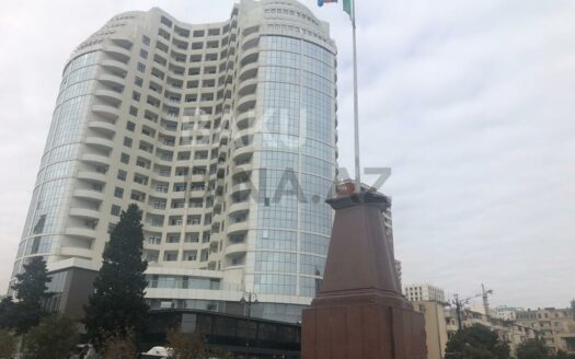 4 Room New Apartment for Sale in Baku