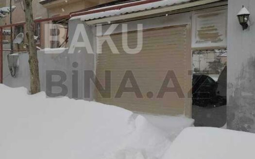 6 Room House / Villa for Sale in Baku