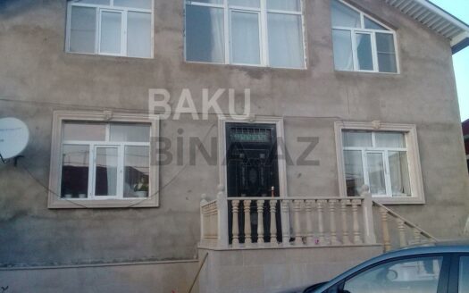 6 Room House / Villa for Sale in Baku