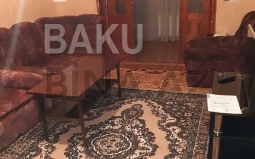 2 Rooms Old Apartment for Sale in Baku