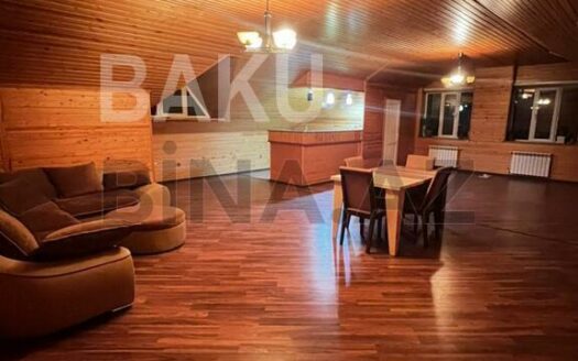 5 Room House / Villa for Sale in Baku