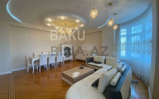 4 Room New Apartment for Sale in Baku