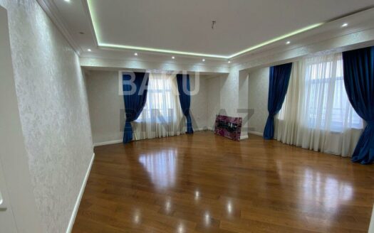 4 Room New Apartment for Sale in Baku