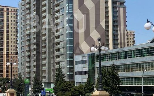 4 Room New Apartment for Sale in Baku