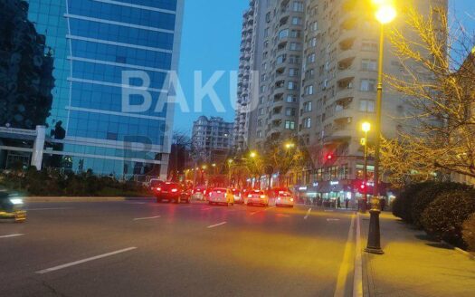 4 Room New Apartment for Sale in Baku