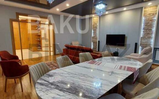 4 Room New Apartment for Sale in Baku