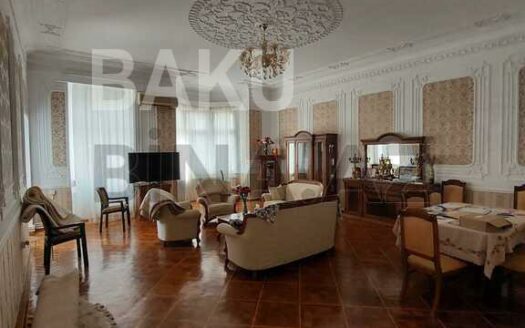 8 Room New Apartment for Sale in Baku