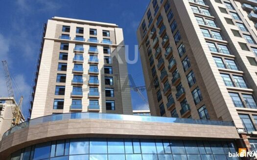 4 Room New Apartment for Sale in Baku