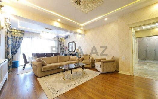 4 Room New Apartment for Sale in Baku