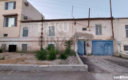 5 Room House / Villa for Sale in Baku