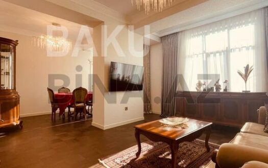 4 Room New Apartment for Sale in Baku