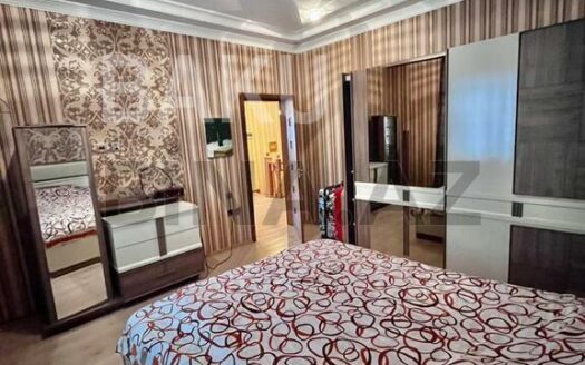 6 Room House / Villa for Sale in Baku