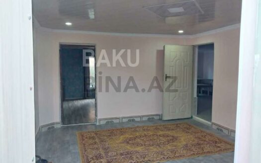 4 Room House / Villa for Sale in Baku