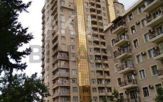 4 Room New Apartment for Sale in Baku