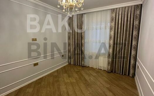 2 Rooms Old Apartment for Sale in Baku