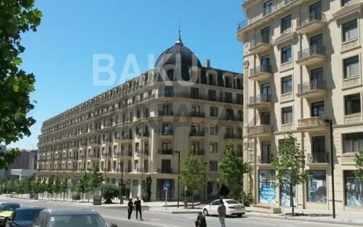 5 Room New Apartment for Sale in Baku