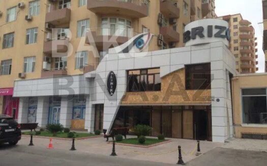 2 Rooms Old Apartment for Sale in Baku