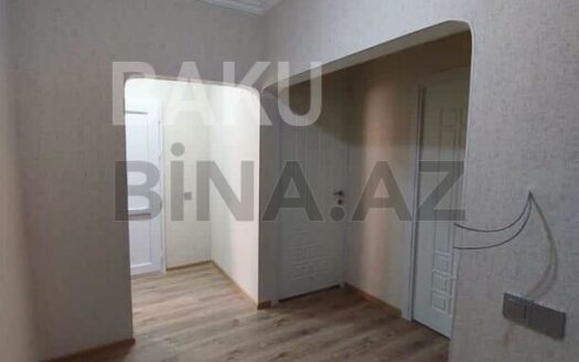 2 Rooms Old Apartment for Sale in Baku