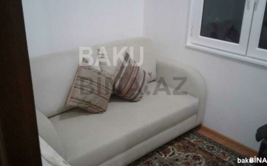 2 Rooms Old Apartment for Sale in Sumgait