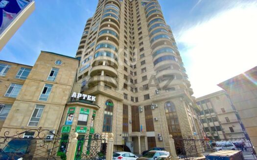 4 Room New Apartment for Sale in Baku