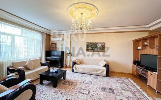 4 Room New Apartment for Sale in Baku