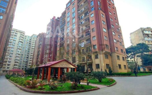 4 Room New Apartment for Sale in Baku