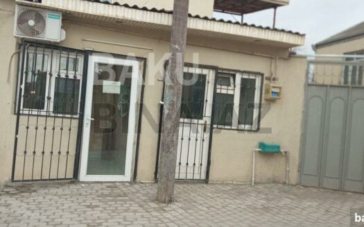 4 Room House / Villa for Sale in Baku