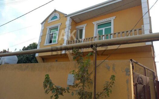 4 Room House / Villa for Sale in Khirdalan