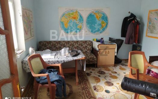 1 Room House / Villa for Sale in Baku