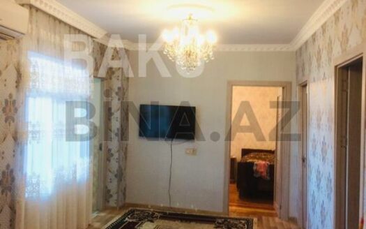 4 Room House / Villa for Sale in Baku