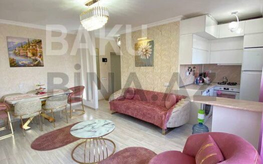 2 Rooms Old Apartment for Sale in Baku