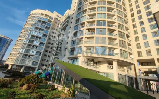 4 Room New Apartment for Sale in Baku