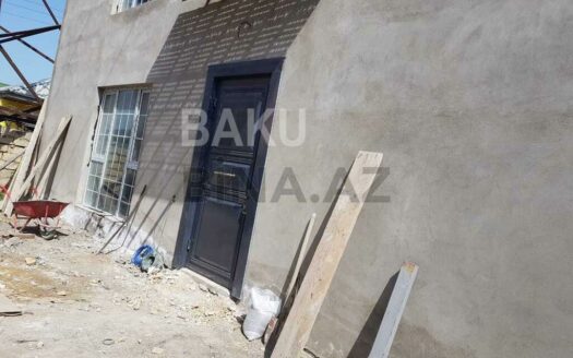 5 Room House / Villa for Sale in Baku