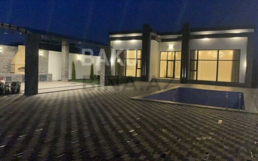 5 Room House / Villa for Sale in Baku