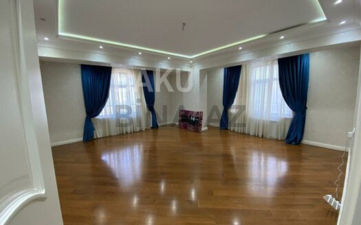 4 Room New Apartment for Sale in Baku