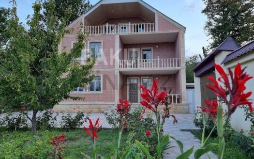 6 Room House / Villa for Sale in Khachmaz
