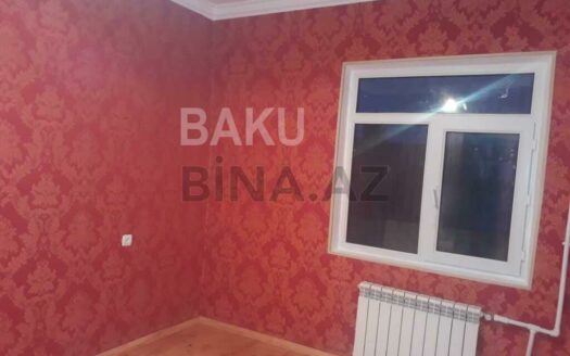 3 Room Old Apartment for Sale in Baku