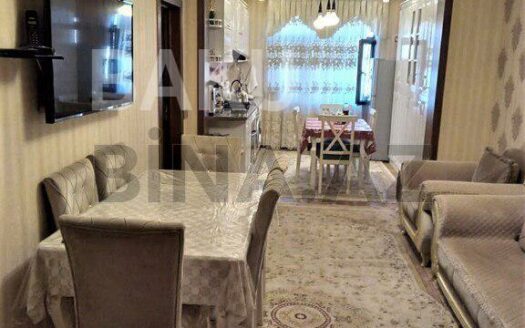 2 Rooms Old Apartment for Sale in Baku