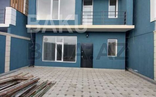 4 Room House / Villa for Sale in Baku