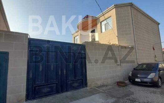 5 Room House / Villa for Sale in Baku