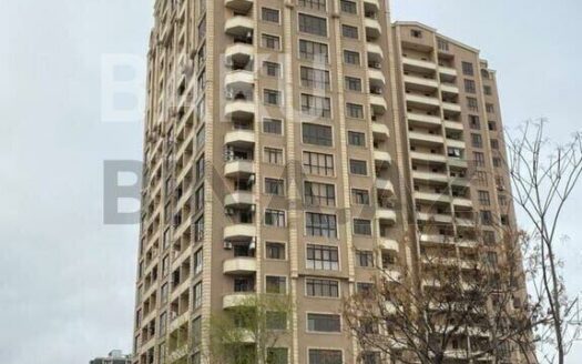 4 Room New Apartment for Sale in Baku