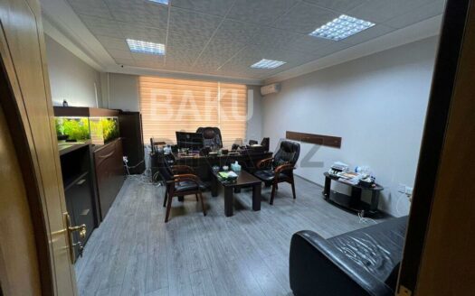 5 Room Office for Sale in Baku