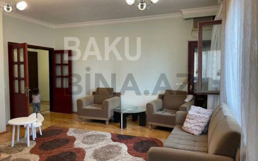 4 Room New Apartment for Sale in Baku