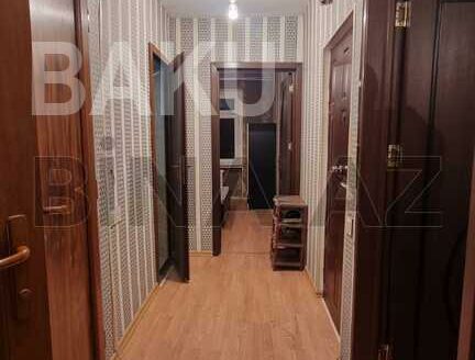 2 Rooms Old Apartment for Sale in Baku