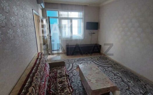 1 Room Old Apartment for Sale in Baku