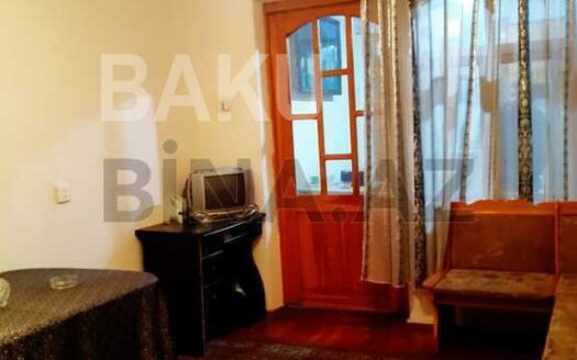 5 Room House / Villa for Sale in Baku