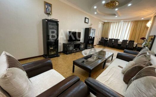 4 Room New Apartment for Sale in Baku