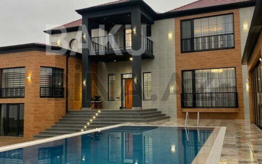 5 Room House / Villa for Sale in Baku