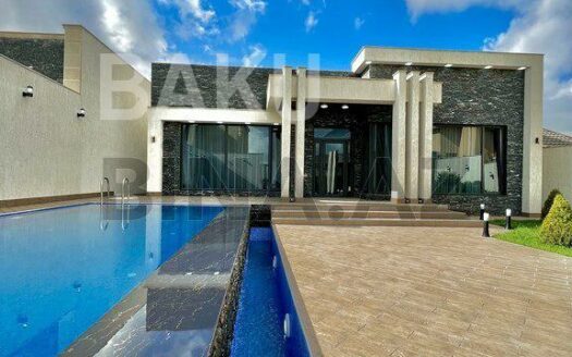 4 Room House / Villa for Sale in Baku