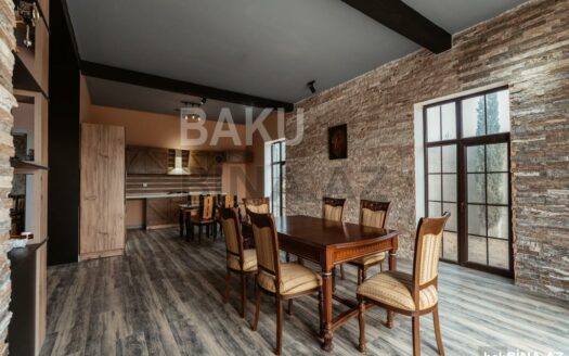 5 Room House / Villa for Sale in Baku